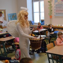 Mikulášská nadílka na 1. stupni ZŠ KK Hostinné 5. 12. 2016