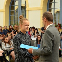 Slavnostní předávání vysvědčení vycházejícím žákům