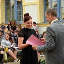 Slavnostní předávání vysvědčení vycházejícím žákům