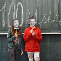 Fotokoutek z projektu 100 let ZŠ