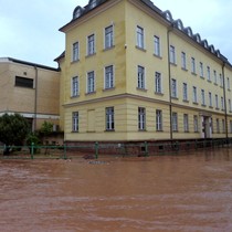 Povodeň na ZŠ v Hostinném 2. 6. 2013